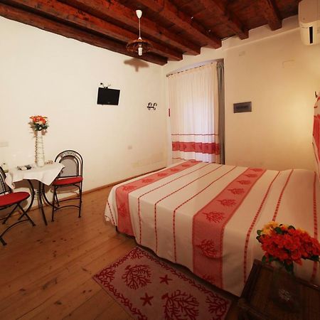 칼리아리 Note Sulla Piazza B&B 외부 사진