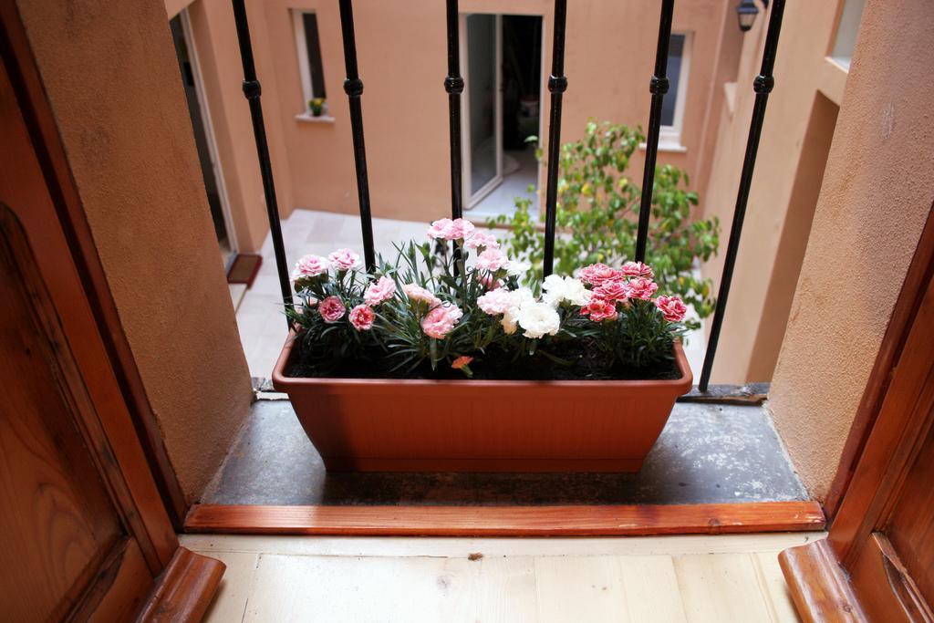 칼리아리 Note Sulla Piazza B&B 외부 사진